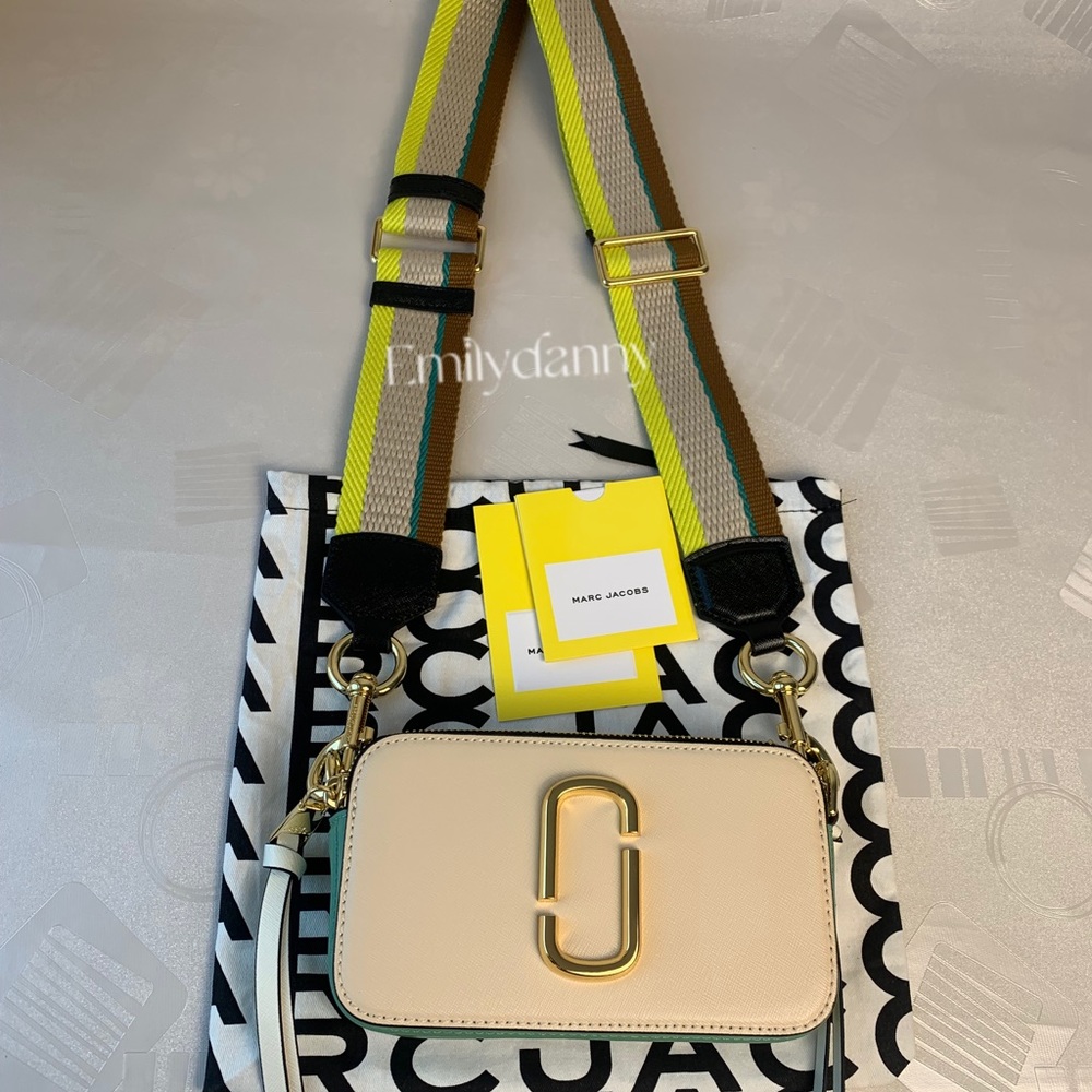 NWOT MARC JACOBS snapshot bag